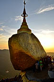 Myanmar - Kyaikhtiyo Pagoda, the Golden Rock 